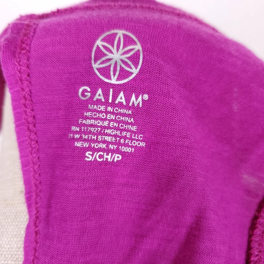 Gaiam Pink Open Back Yoga Tank Top - Picture 4 of 4